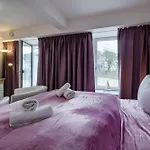 Prora - Wohnung Mit Terrasse Und Elektro-Grill - Seepferdchen * ビンツ