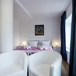 Prora - Wohnung Mit Terrasse Und Elektro-Grill - Seepferdchen * ビンツ